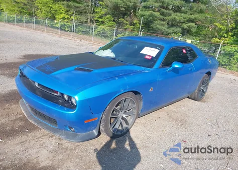 2016 Dodge Challenger R/T Scat Pack z USA, uszkodzony, nr VIN 2C3CDZFJ9GH100372